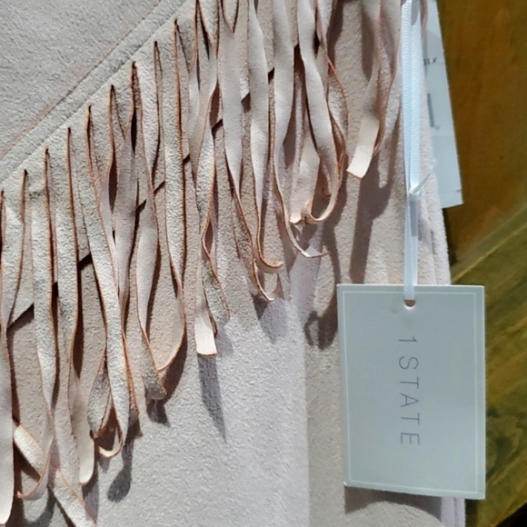 WESTERN COUNTRY COWGIRL CREAM CASHEW MILK MINI SKIRT WITH FRINGES SIZE XS NWT - Picture 2 of 7